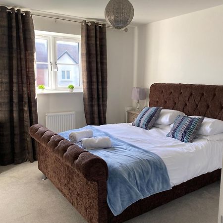 4 Freelands Gate, Witney, Oxfordshire Villa Esterno foto