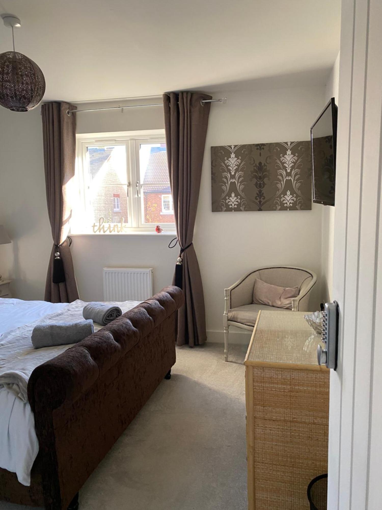 4 Freelands Gate, Witney, Oxfordshire Villa Esterno foto