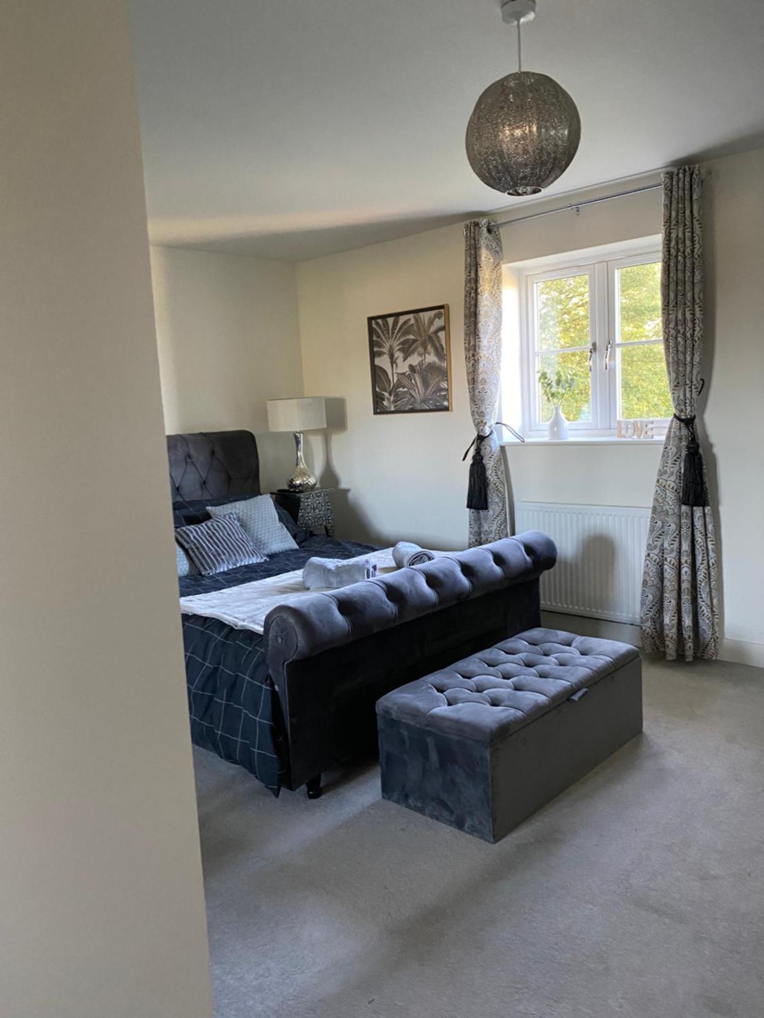 4 Freelands Gate, Witney, Oxfordshire Villa Esterno foto